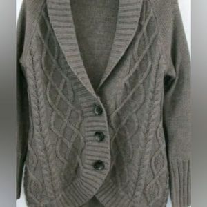 Woman’s Merona Gray cable knit cardigan sweater with 3 buttons
